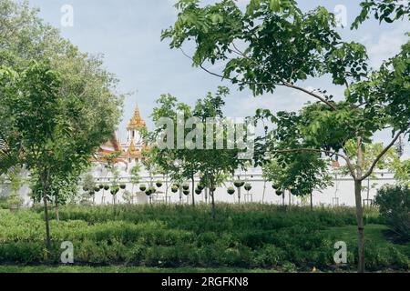 Parco del forte Maha Kan e Loha Prasat a Bangkok, Thailandia Foto Stock