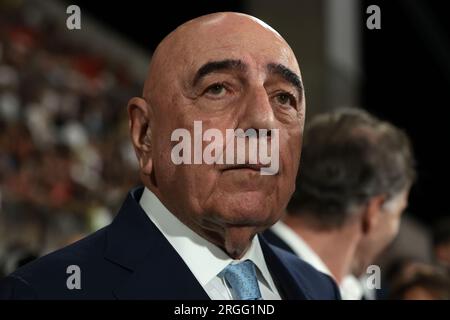 Monza, Italia, 8 agosto 2023. Adriano Galliani Vice Presidente e Amministratore delegato di AC Monza guarda in seguito alla partita del Trofeo Silvio Berlusconi allo Stadio U-Power di Monza. Il credito fotografico dovrebbe leggere: Jonathan Moscrop / Sportimage Foto Stock