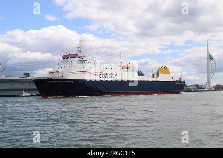 Condor Ferries, Commodore Goodwill Roll-On Roll-Off Ferry che entra nel porto di Portsmouth Foto Stock