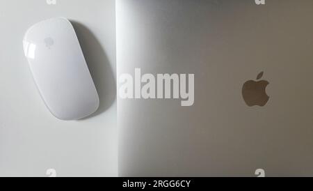 Magic mouse e m2 MacBook Air Foto Stock