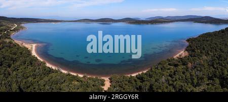 Panorama sul mare di Patrica beach, Alibey Cunda Island, Ayvalik ...