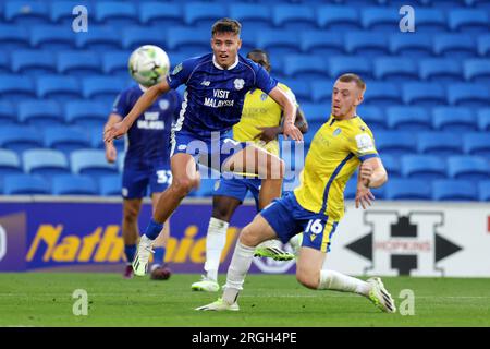 Cardiff, Regno Unito. 9 agosto 2023. Rubin Colwill della città di Cardiff porta in porta. Coppa di Carabao, 1° turno, Cardiff City contro Colchester Utd al Cardiff City Stadium di Cardiff, Galles del Sud mercoledì 9 agosto 2023. Questa immagine può essere utilizzata solo per scopi editoriali. Solo per uso editoriale, foto di Andrew Orchard/Andrew Orchard fotografia sportiva/Alamy Live news credito: Andrew Orchard fotografia sportiva/Alamy Live News Foto Stock