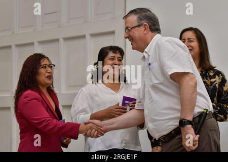 Toluca, Messico. 12 giugno 2023. 09 agosto 2023 Toluca, Messico : Marcelo Ebrard Casaubón, Marcelo Ebrard, ex Segretario degli affari Esteri del Messico, durante una conferenza stampa in cui ha parlato della possibile attuazione del passaporto Violet nella prossima amministrazione della presidenza messicana. Il 9 agosto 2023 a Toluca, Messico. (Foto di Arturo Hernández/Eyepix Group/Sipa USA) credito: SIPA USA/Alamy Live News Foto Stock