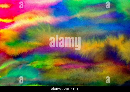 Texture colorata creata con acquerelli liquidi, perfetta per sfondi e risorse grafiche Foto Stock
