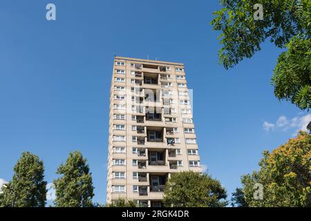 Linacre Court Tower block, Talgarth Road, Hammersmith, W6, Londra, Inghilterra, Regno Unito Foto Stock