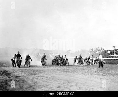 Gare motociclistiche, Benning, Md. Labor Day, 1916 Foto Stock