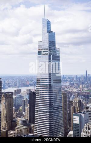 One Vanderbilt Building Summit visto dal Top of the Rock, Rockefeller Center, Manhattan, New York, USA, con teleobiettivo Foto Stock