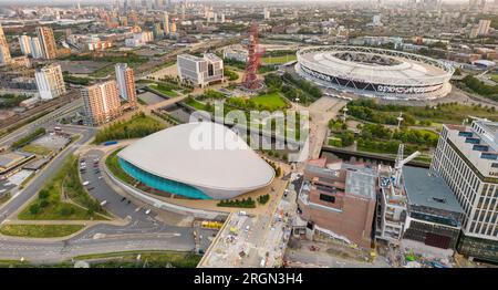 Il London Stadium è uno stadio polivalente all'aperto presso il Queen Elizabeth Olympic Park nel quartiere Stratford di Londra Foto Stock