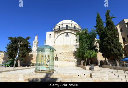 La Sinagoga di Hurva nel quartiere ebraico della città vecchia di Gerusalemme, Israele. Foto Stock