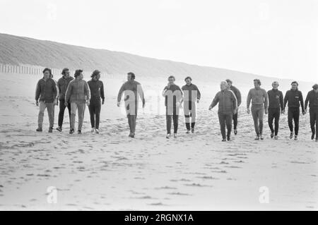 Squadra di football AJAX sulla spiaggia di Wassenaar, California. Settembre 1972 Foto Stock