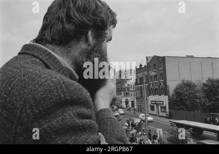 Margaret Thatcher visita la dimostrazione della Toynbee Hall Foto Stock