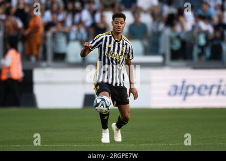 Koni De Winter della Juventus FC in azione durante l'amichevole partita di calcio tra Juventus FC e Juventus Next Gen. Foto Stock