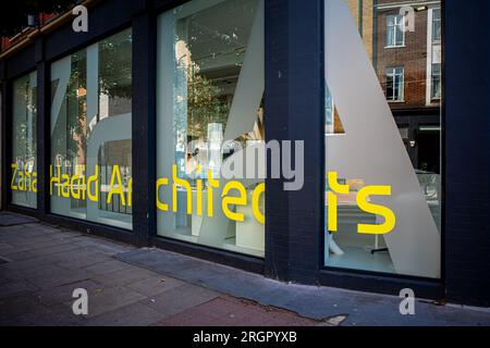 Zaha Hadid Architects Studio in Goswell Road, Clerkenwell, Londra. Zaha Hadid Architects Design Shop Londra. Foto Stock