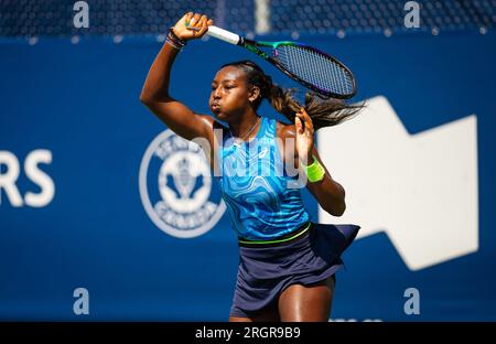 Montreal, Canada, 9 agosto 2023, Alycia Parks of the United States in azione contro Belinda Bencic della Svizzera durante il secondo turno del torneo di tennis Omnium Banque Nationale 2023, WTA 1000 il 9 agosto 2023 a Montreal, Canada Foto Stock