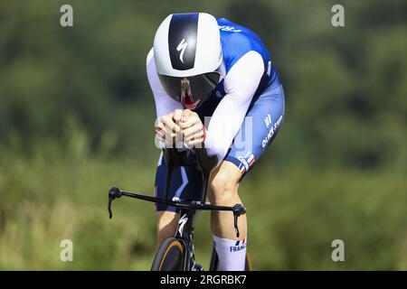 Glasgow, Regno Unito. 11 agosto 2023. Il francese Remi Cavagna di Soudal Quick-Step raffigurato in azione durante la gara d'élite maschile a cronometro ai Campionati del mondo di ciclismo UCI, a Glasgow, in Scozia, venerdì 11 agosto 2023. L'UCI organizza i mondi con tutte le discipline ciclistiche, ciclismo su strada, ciclismo al chiuso, mountain bike, corse BMX, para-ciclismo su strada e para-ciclismo al coperto, a Glasgow dal 03 al 13 agosto. BELGA PHOTO DAVID PINTENS Credit: Belga News Agency/Alamy Live News Foto Stock