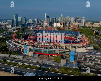 Nashville, Tennessee, Stati Uniti. 8 agosto 2023. Vista aerea dello stadio Nissan, sede dei Tennessee Titans. (Immagine di credito: © Walter G Arce Sr Grindstone medi/ASP) SOLO USO EDITORIALE! Non per USO commerciale! Foto Stock