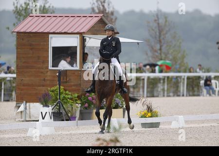 Michael JUNG (GER) FISCHERCHIPMUNK FRH durante la gara di Dressage al FEI Eventing European Championship 2023, evento equestre CH-EU-CCI4-L l'11 agosto 2023 ad Haras du pin a le pin-au-Haras, Francia Foto Stock