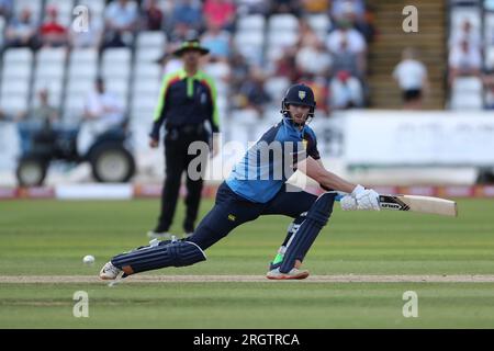 Michael Jones di Durham in battuta durante il match della Metro Bank One Day Cup tra Durham County e Derbyshire al Seat Unique Riverside, Chester le Street, venerdì 11 agosto 2023. (Foto: Mark Fletcher | mi News) crediti: MI News & Sport /Alamy Live News Foto Stock