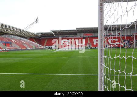 AESSEAL New York Stadium, Rotherham, Inghilterra - 12 agosto 2023 Vista generale del terreno - prima della partita Rotherham contro Blackburn, Sky Bet Championship, 2023/24, AESSEAL New York Stadium, Rotherham, Inghilterra - 12 agosto 2023 crediti: Arthur Haigh/WhiteRosePhotos/Alamy Live News Foto Stock