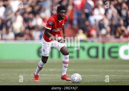 EINDHOVEN - Ibrahim Sangare del PSV Eindhoven durante la partita di campionato olandese tra il PSV Eindhoven e l'FC Utrecht allo stadio Phillips il 12 agosto 2023 ad Eindhoven, Paesi Bassi. ANP MAURICE VAN STONE Foto Stock