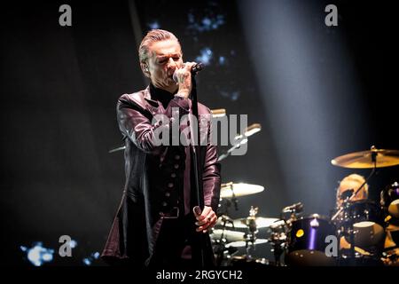 Oslo, Norvegia. 11 agosto 2023. La band inglese Depeche Mode esegue un concerto dal vivo alla Telenor Arena di Oslo. Qui il cantante e compositore Dave Gahan è visto dal vivo sul palco. (Foto: Gonzales Photo/Alamy Live News Foto Stock