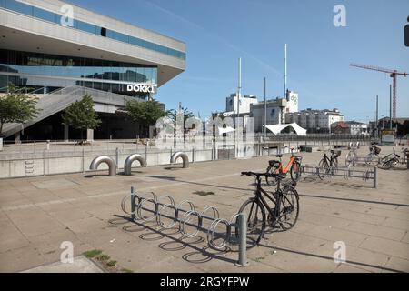 Biblioteca pubblica e centro culturale Dokk 1 progettati dagli architetti Schmidt Hammer Lassen, Hack Kampmanns Plads, Aarhus, Danimarca. Foto Stock