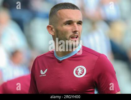 Newcastle sabato 12 agosto 2023. John McGinn dell'Aston Villa durante la partita di Premier League tra Newcastle United e Aston Villa a St. James's Park, Newcastle sabato 12 agosto 2023. (Foto: Michael driver | mi News) crediti: MI News & Sport /Alamy Live News Foto Stock