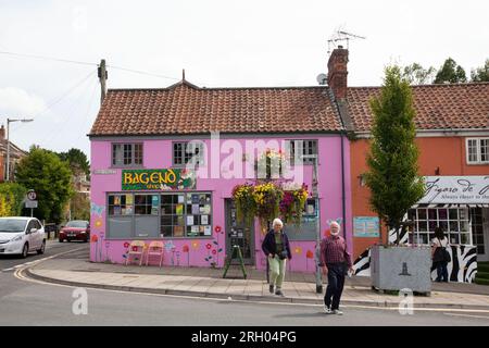 Negozi indipendenti - Glastonbury High St, Somerset, Inghilterra Foto Stock