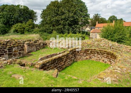 Rovine del castello di Bolinbroke, Old Bolingbroke, Lincolnshire, Inghilterra Foto Stock