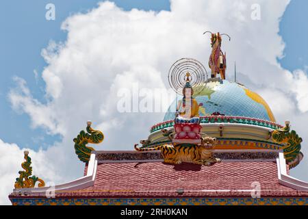 Tay Ninh, Vietnam. 21 agosto 2014. Tempio di Cao dai, sede sacra del Caodaismo a Tay Ninh in Vietnam. Foto Stock