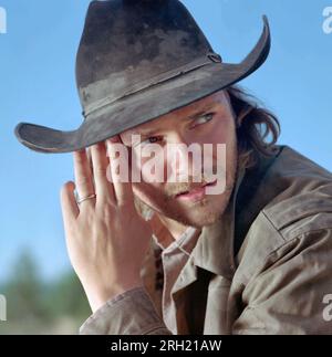 LUKE GRIMES IN YELLOWSTONE (2018), DIRETTO DA GUY FERLAND, JOHN DAHL, STEPHEN T. KAY E TAYLOR SHERIDAN. Credito: LINSON INTRATTENIMENTO / Album Foto Stock