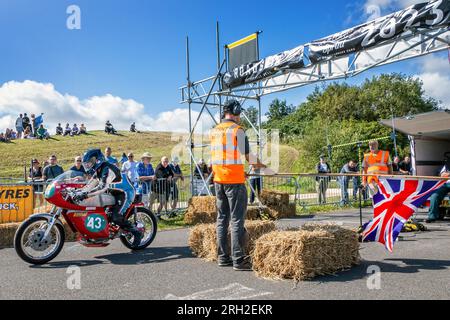 Evento motociclistico Heritage Sprint Classic 2023 al Bettershanger Park Deal Kent Regno Unito Foto Stock