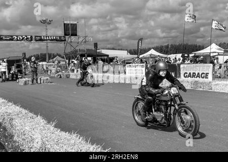 Evento motociclistico Heritage Sprint Classic 2023 al Bettershanger Park Deal Kent Regno Unito Foto Stock