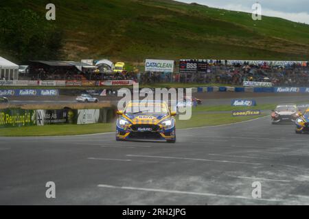 Dunfermline, Regno Unito. 13 agosto 2023. BTCC Knockhill Race 1 durante il British Touring Car Championship al Knockhill Racing Circuit, Dunfermline, Scozia, il 13 agosto 2023. Foto di Chris Williams. Solo per uso editoriale, licenza necessaria per uso commerciale. Nessun utilizzo in scommesse, giochi o pubblicazioni di un singolo club/campionato/giocatore. Credito: UK Sports Pics Ltd/Alamy Live News Foto Stock