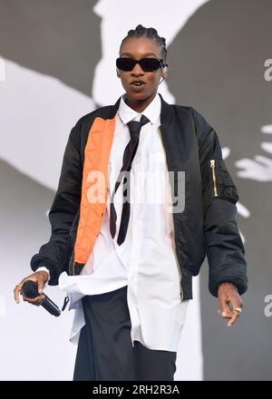 Boardmasters Festival, Newquay - Little Simz sul palco principale del Boardmasters festival di Newquay, sabato 12 agosto. Crediti: Graham Tarrant/Alamy Live News. Foto Stock