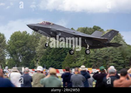 Royal Netherlands Air Force - Lockheed Martin F-35A Lightning II, in arrivo a Fairford per il Royal International Air Tattoo 2023. Foto Stock