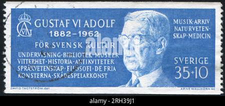 SVEZIA - CIRCA 1962: Francobollo stampato dalla Svezia, mostra re Gustavo vi Adolfo, circa 1962 Foto Stock