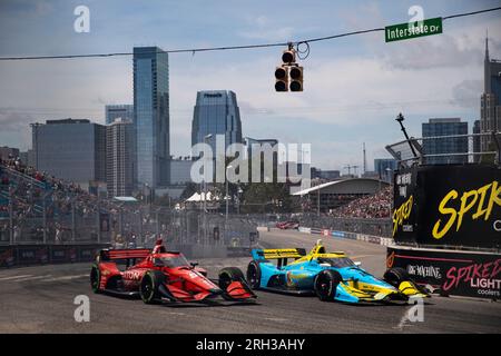 Nashville, Tennessee, Stati Uniti. 6 agosto 2023. BENJAMIN PEDERSEN (R) (55) di Copenhagen, Danimarca guida in pista durante il Big Machine Music City Grand Prix nelle strade di Nashville, Tennessee. (Immagine di credito: © Colin Mayr Grindstone Media Grou/ASP) SOLO USO EDITORIALE! Non per USO commerciale! Foto Stock