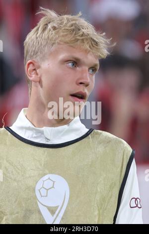 MONACO, Germania. , . 41, Frans Krätzig, Kraetzig durante il riscaldamento per la partita di Supercup Football tra FC Bayern Muenchen e RB LEIPZIG all'Allianz Arena di Monaco il 12. AUGUSTR 2023, Germania. DFL, Fussball, 0:3 (foto e copyright @ ATP Images/Arthur THILL (THILL Arthur/ATP/SPP) credito: SPP Sport Press Photo. /Alamy Live News Foto Stock