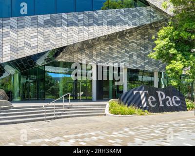 29 dicembre 2022: Christchurch, Canterbury, nuova Zelanda - l'ingresso di Armagh Street al te Pae Convention Centre, una parte centrale di Christchurch's... Foto Stock