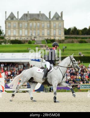 Le pin Au Haras, Francia. 13 agosto 2023. Tom JACKSON di Gran Bretagna con Capels Hollow Drift durante lo showjumping al FEI Eventing European Championship il 13 agosto 2023, Haras du pin, Francia (foto di Maxime David/MXIMD Pictures - mximd.com) credito: MXIMD Pictures/Alamy Live News Foto Stock