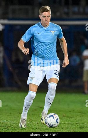 Latina, Italia. 14 agosto 2023. Toma Basic della SS Lazio n azione durante una partita amichevole pre-stagionale tra Latina calcio 1932 e SS Lazio allo stadio Domenico Francioni di Latina (Italia), 13 agosto 2023. Crediti: Insidefoto di andrea staccioli/Alamy Live News Foto Stock