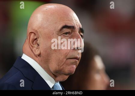 Monza, Italia, 8 agosto 2023. Adriano Galliani Vice Presidente e Amministratore delegato di AC Monza guarda prima della partita del Trofeo Silvio Berlusconi allo Stadio U-Power di Monza. Il credito fotografico dovrebbe leggere: Jonathan Moscrop / Sportimage Foto Stock