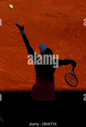 La tennista americana Sloane Stephens in azione al torneo di tennis French Open 2023 al Roland Garros, Parigi, Francia, Europa. Foto Stock