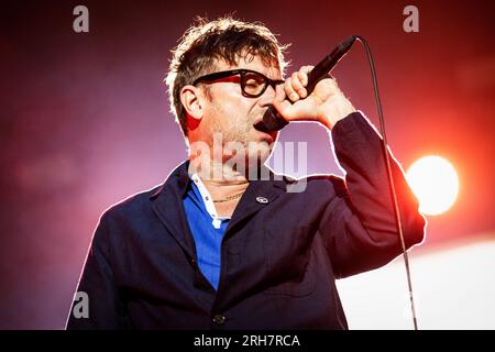 Oslo, Norvegia. 10 agosto 2023. Il gruppo rock inglese Blur esegue un concerto dal vivo durante il festival musicale norvegese Oyafestivalen 2023 a Oslo. Qui il cantante e musicista Damon Albarn è visto dal vivo sul palco. (Foto: Gonzales Photo - Terje Dokken). Foto Stock