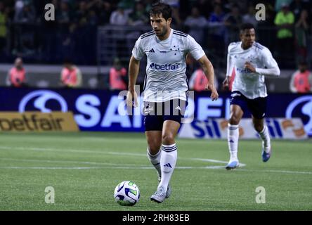 San Paolo, Brasile. 14 agosto 2023. SP - SAN PAOLO - 08/14/2023 - BRAZILEIRO A 2023, PALMEIRAS X CRUZEIRO - Lucas Silva giocatore del Cruzeiro durante una partita contro il Palmeiras allo stadio Arena Allianz Parque per il campionato brasiliano A 2023. Foto: Marcello Zambrana/AGIF/Sipa USA credito: SIPA USA/Alamy Live News Foto Stock