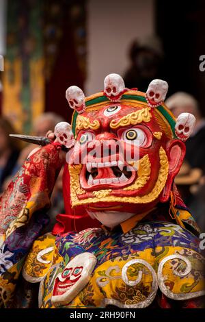 India, Ladakh, Leh Valley, Sakti, Takthok, Tak tok Tsechu, festival, maschera da ballo Mahakala Cham rossa Foto Stock