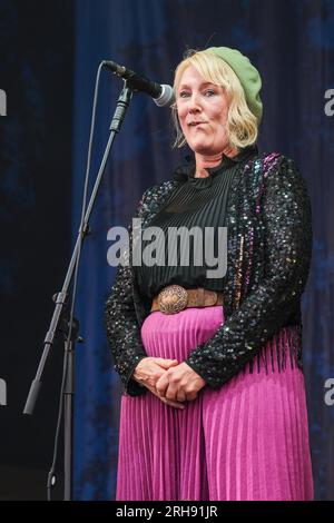 Virginia Kettle of Merry Hell che si esibisce al Fairports Cropredy Convention. 10 agosto 2023 Foto Stock