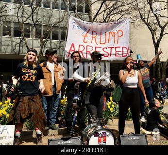 Dimostrazione anti-Trump a New York 4/4/23 #2 Foto Stock