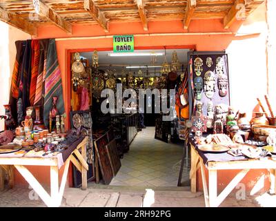 Mercato locale nella città di Pisco, Perù Foto Stock